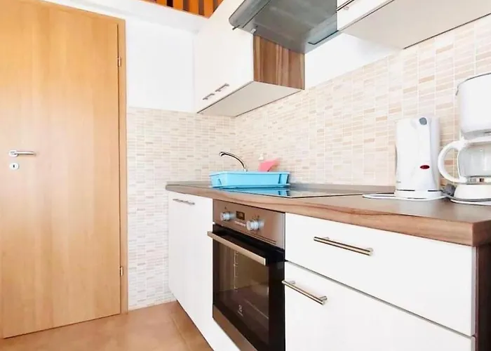 Apartament Dachgeschosswohnung Auf Zwei Etagen Mit Schoenem Meerblick By Interhome Supetarska Draga