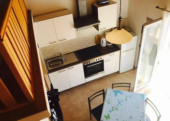 Dachgeschosswohnung Auf Zwei Etagen Mit Schoenem Meerblick By Interhome Supetarska Draga