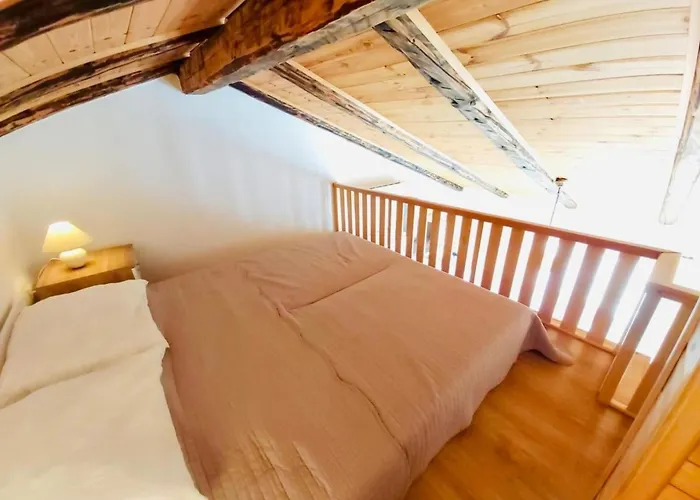Dachgeschosswohnung Auf Zwei Etagen Mit Schoenem Meerblick By Interhome Apartment *